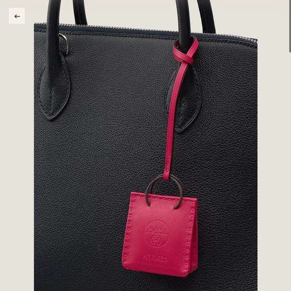 Pink Hermès Milo Shopping Bag Charm - Picture 2 of 6